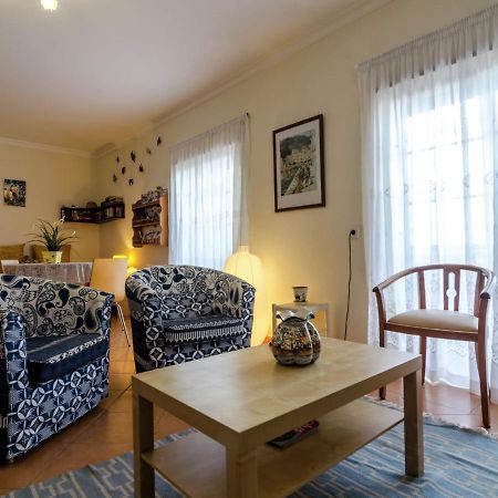 This Warm And Comfortable Apartment Lagos Bilik gambar