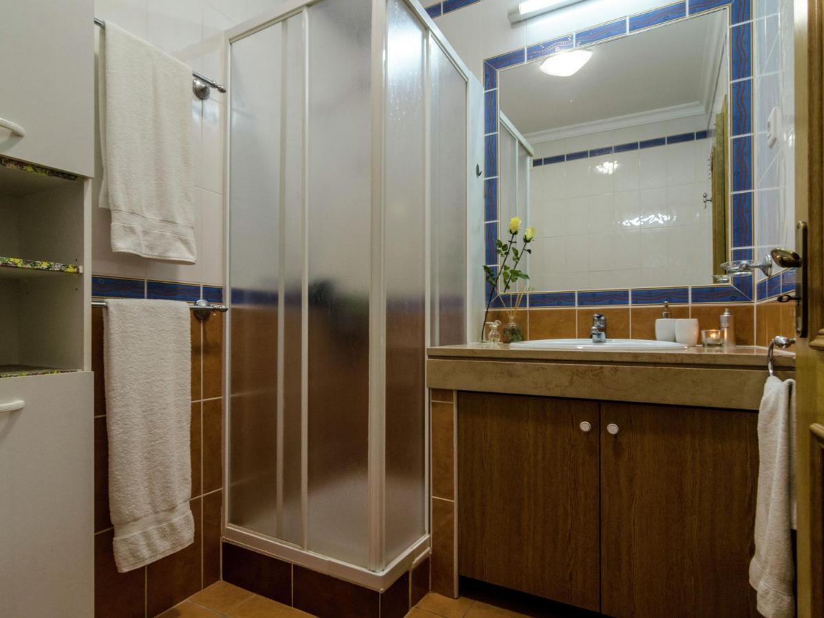 This Warm And Comfortable Apartment Lagos Bilik gambar